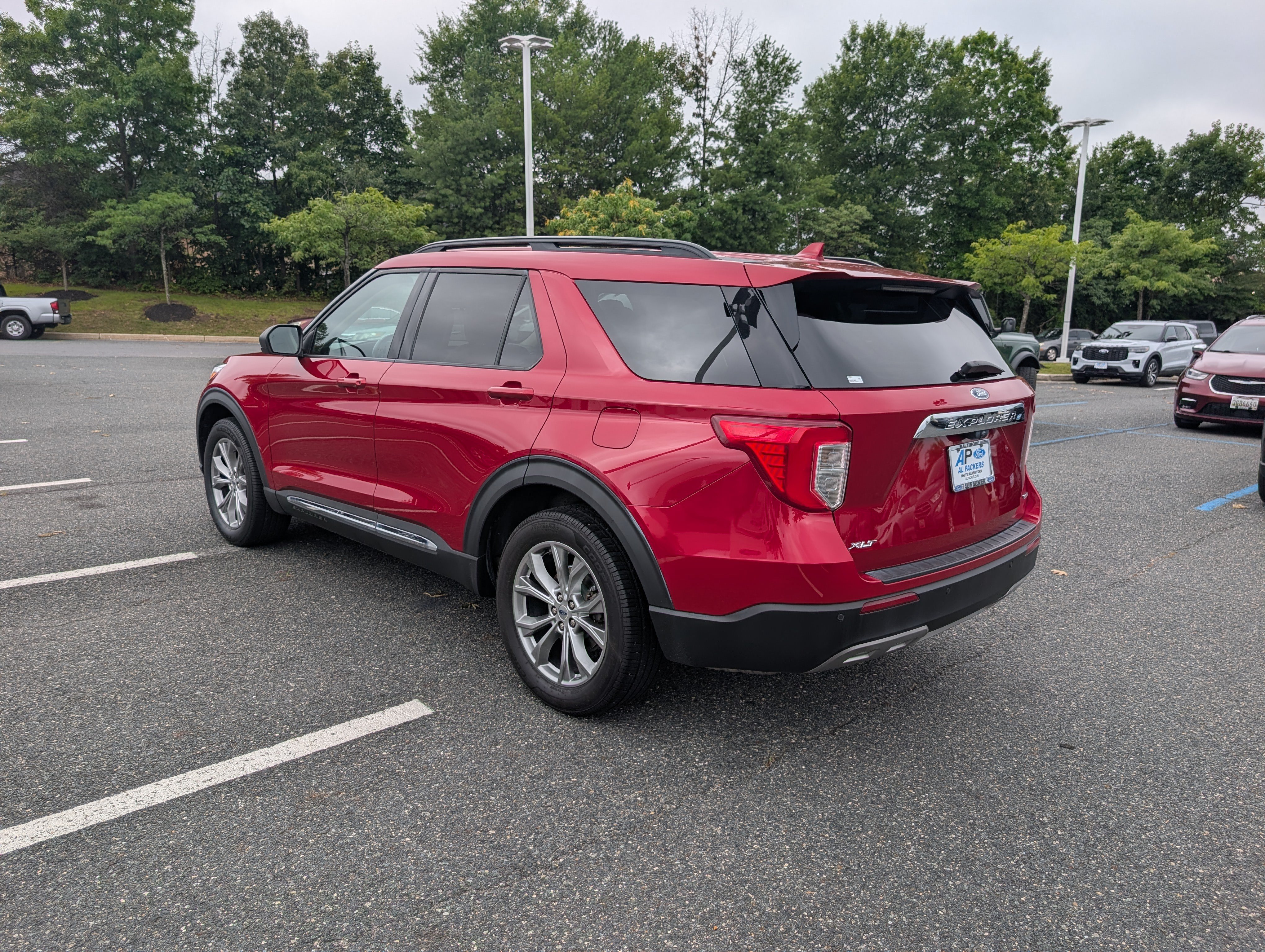 Certified 2020 Ford Explorer XLT w/ Equipment Group 202A AWD/4WD image 5