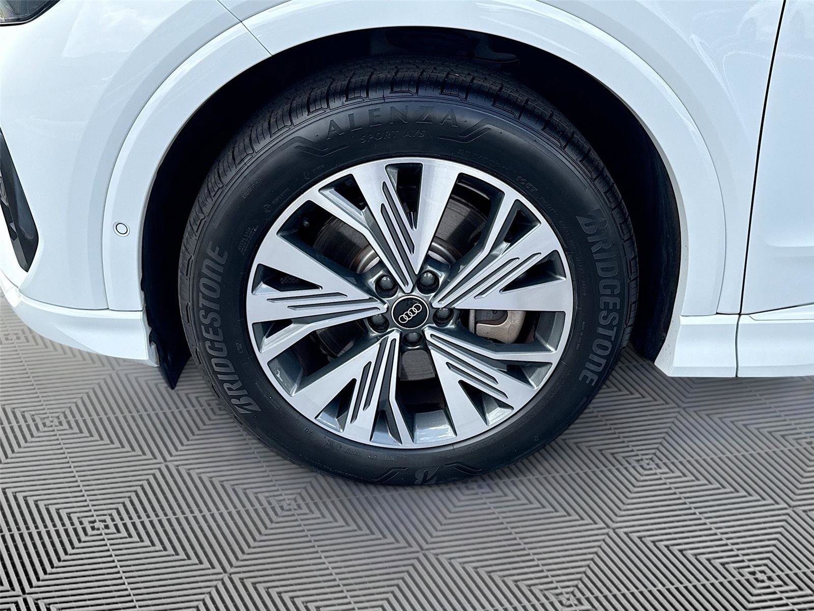 Certified 2023 Audi Q4 e-tron Premium Plus w/ Premium Plus RWD image 32