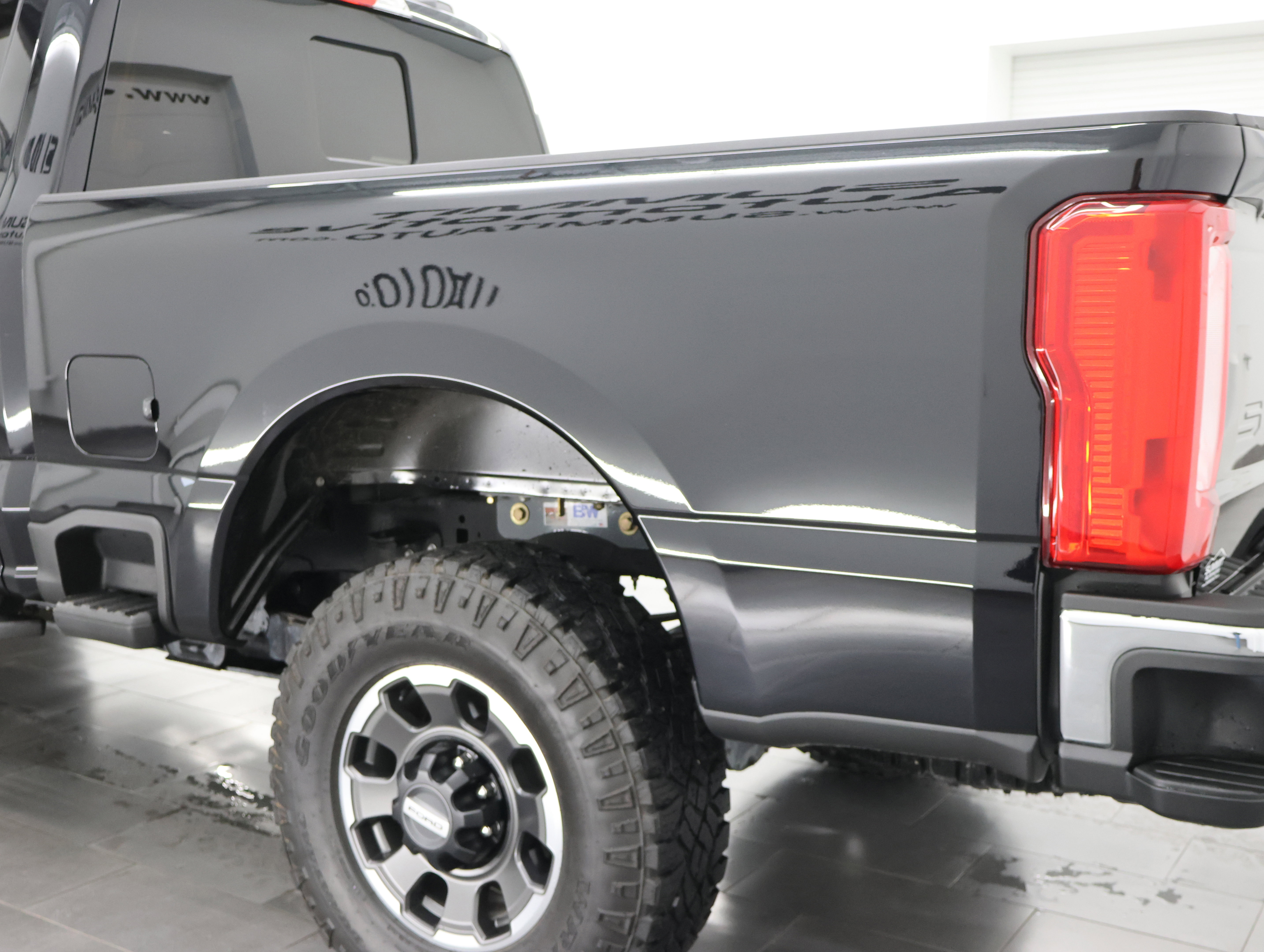 Used 2024 Ford F250 XLT w/ Tremor Off-Road Package AWD/4WD image 27