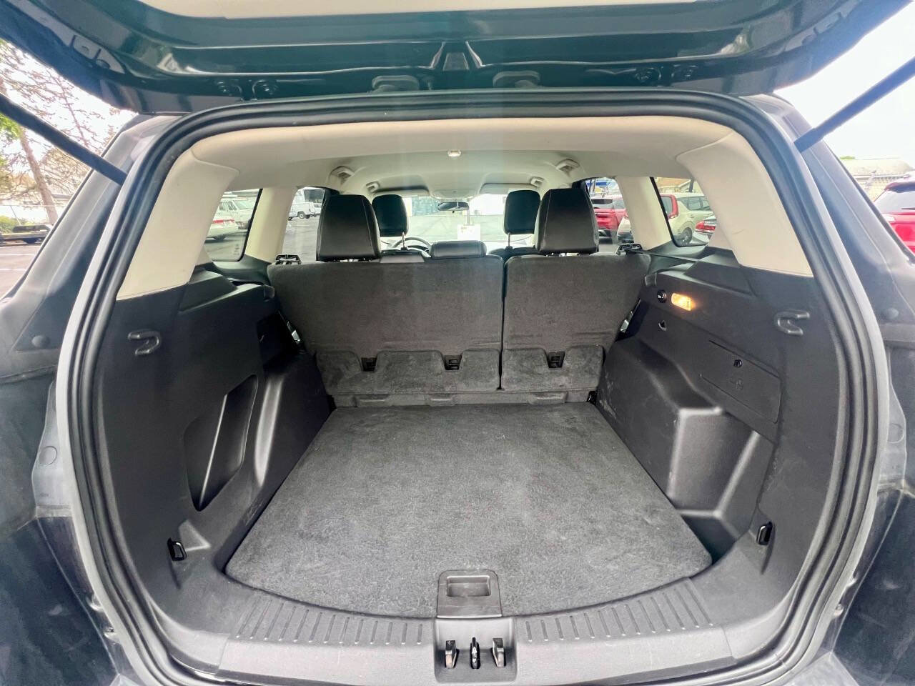 Used 2019 Ford Escape SE AWD/4WD image 12