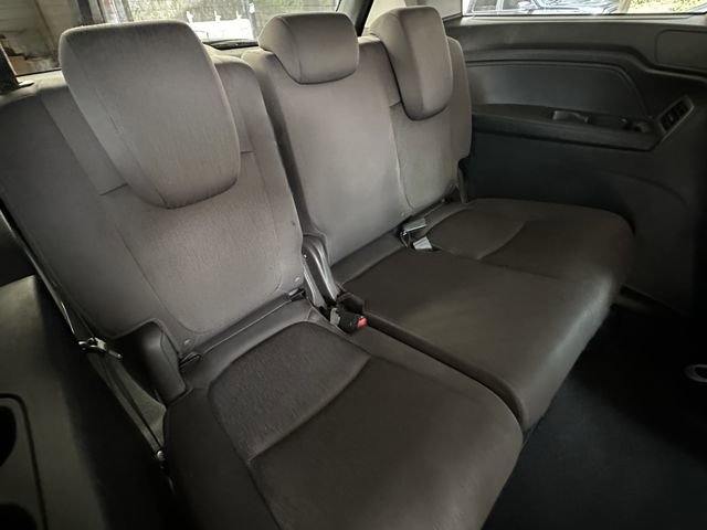 Used 2018 Honda Odyssey LX image 29