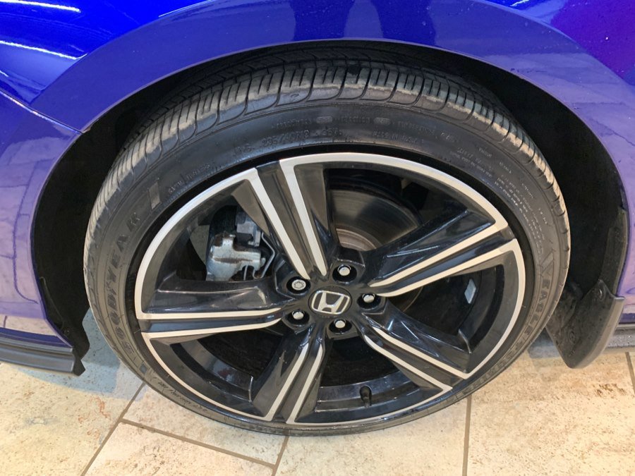 Used 2024 Honda Accord Sport image 12