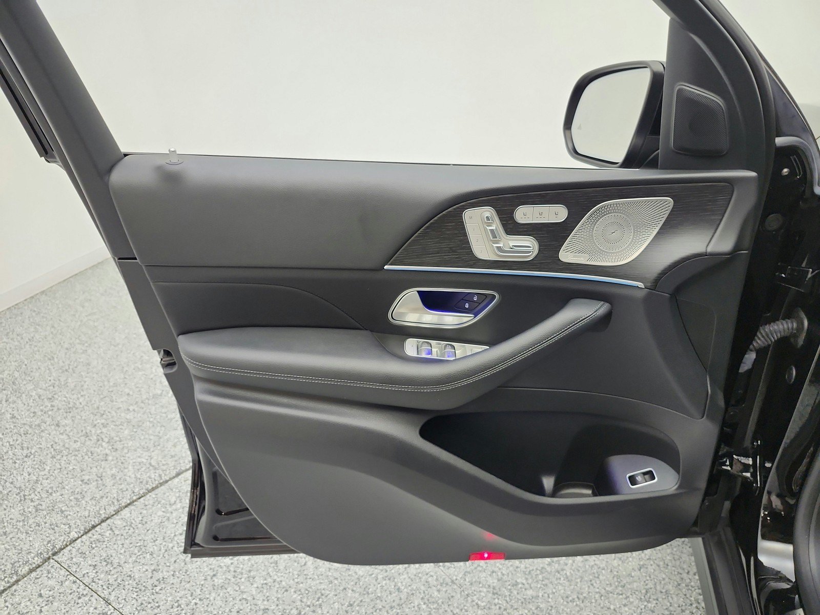 Certified 2024 Mercedes-Benz GLS 450 4MATIC image 15