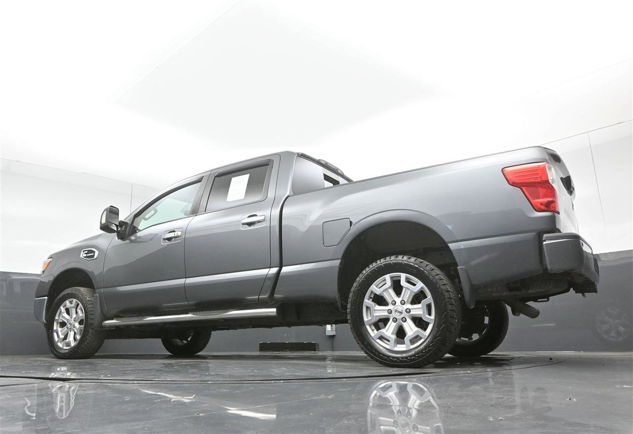 Used 2016 Nissan Titan SV RWD image 35