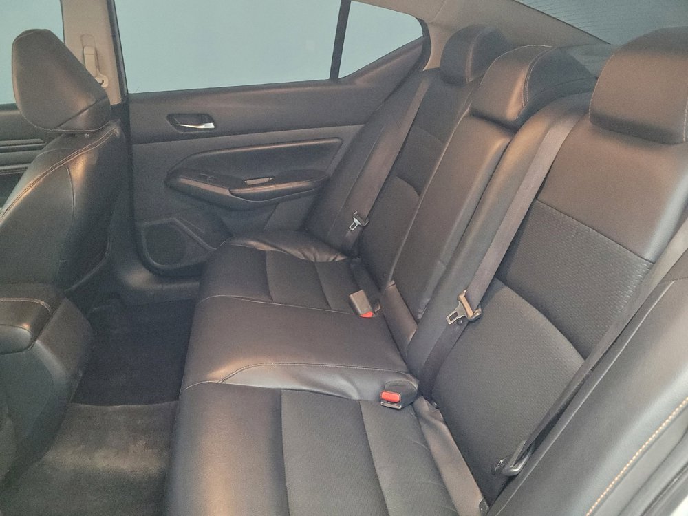 Used 2019 Nissan Altima 2.5 SR w/ SR Premium Package image 18