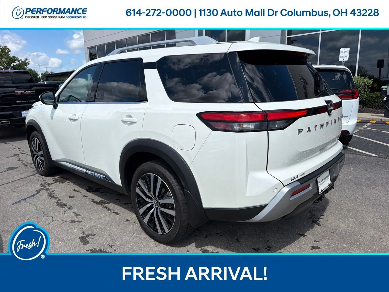 Used 2023 Nissan Pathfinder Platinum AWD/4WD image 5