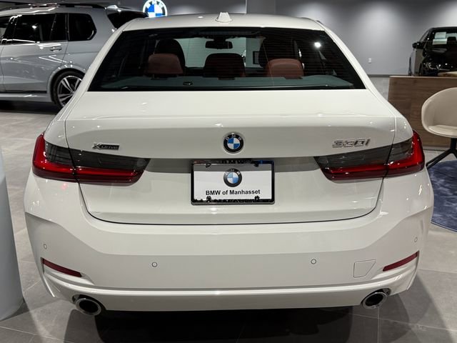 Used 2025 BMW 330i xDrive Sedan w/ M Sport Package AWD/4WD image 5