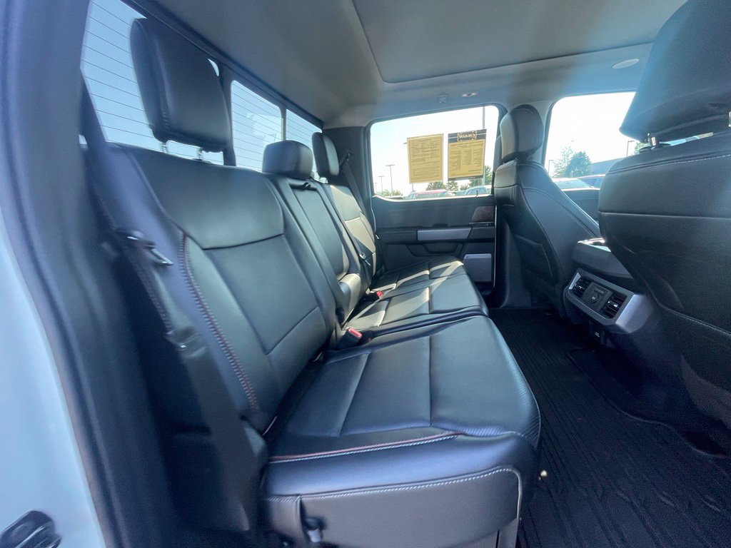 Used 2024 Ford F250 Lariat w/ Lariat Ultimate Package AWD/4WD image 28