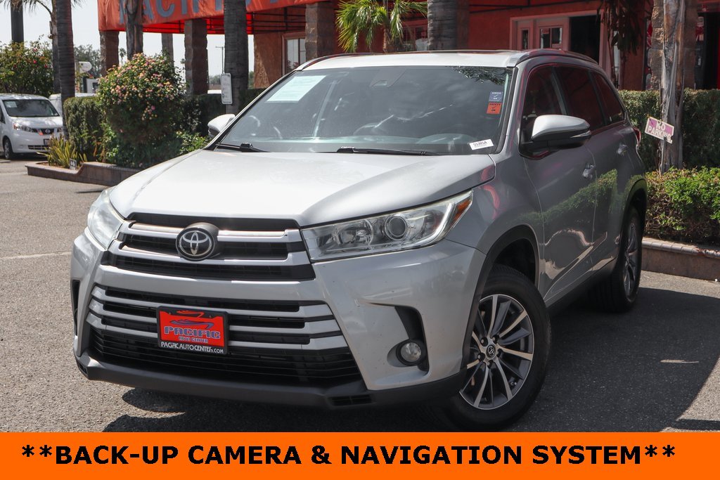 Used 2019 Toyota Highlander XLE image 4