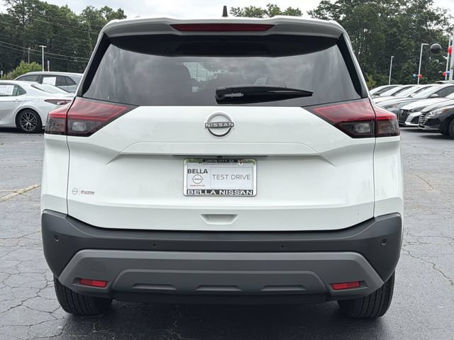 Certified 2022 Nissan Rogue S FWD image 3