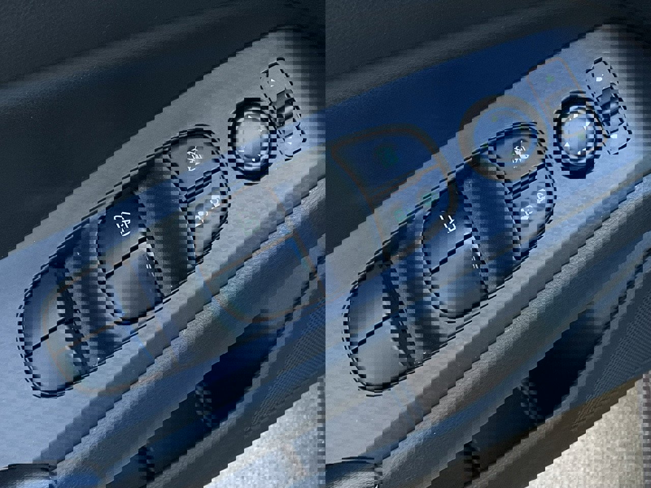 Used 2024 Nissan Altima 2.5 SV image 13