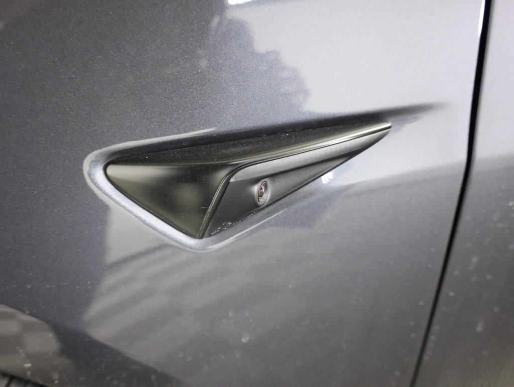 Used 2023 Tesla Model 3 Standard Range image 46