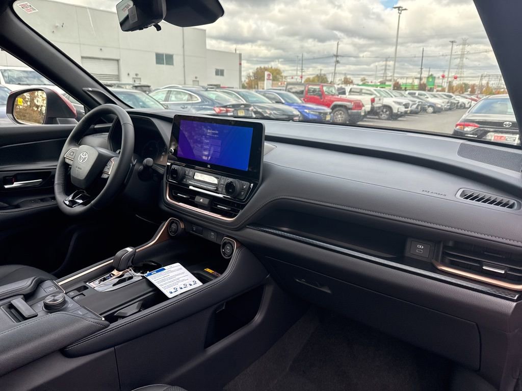 New 2026 Toyota Grand Highlander AWD Hybrid image 14