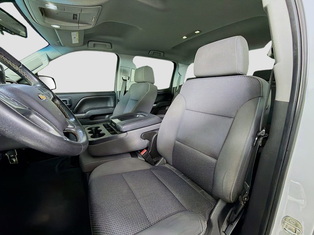 Used 2018 Chevrolet Silverado 1500 LT w/ Texas Edition image 13