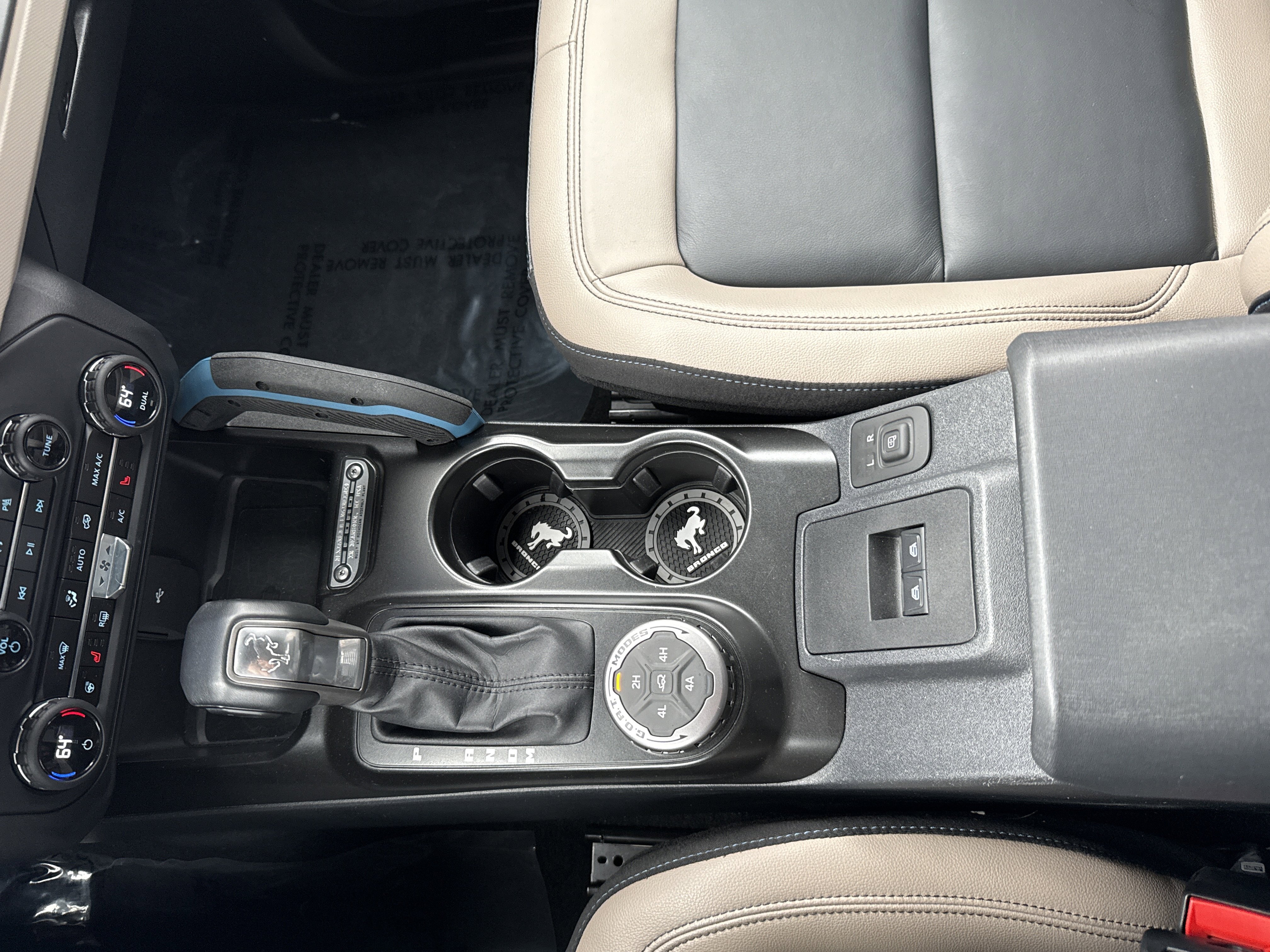 Used 2023 Ford Bronco Wildtrak image 25