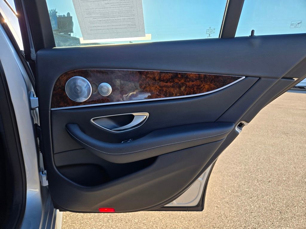 Used 2020 Mercedes-Benz E 450 4MATIC Sedan w/ Driver Assistance Package image 43