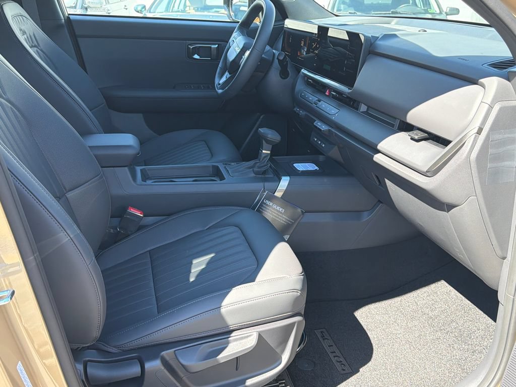 New 2027 Kia Seltos X-Line S w/ X-Line S Premium Package AWD/4WD image 13
