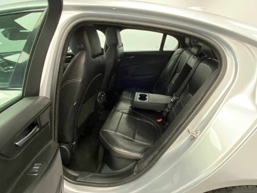 Used 2018 Jaguar XE S image 38