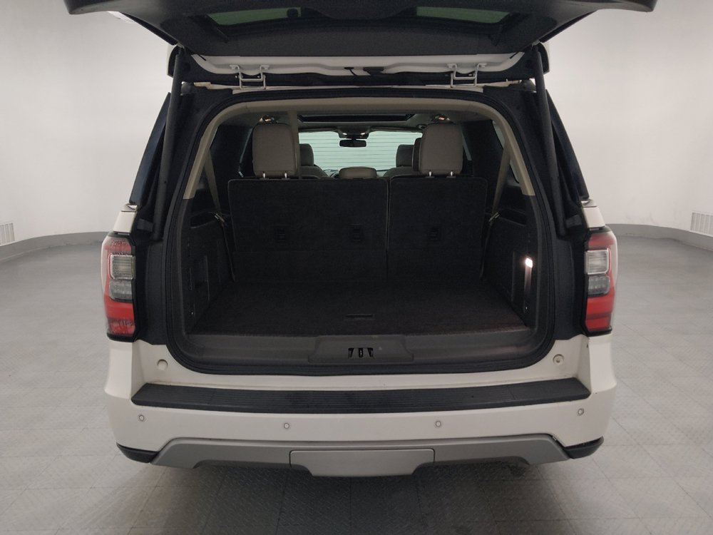 Used 2018 Ford Expedition Max Limited w/ Equipment Group 301A RWD image 29