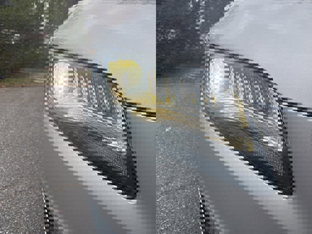 Used 2017 Lincoln MKZ Reserve w/ Climate Package image 36