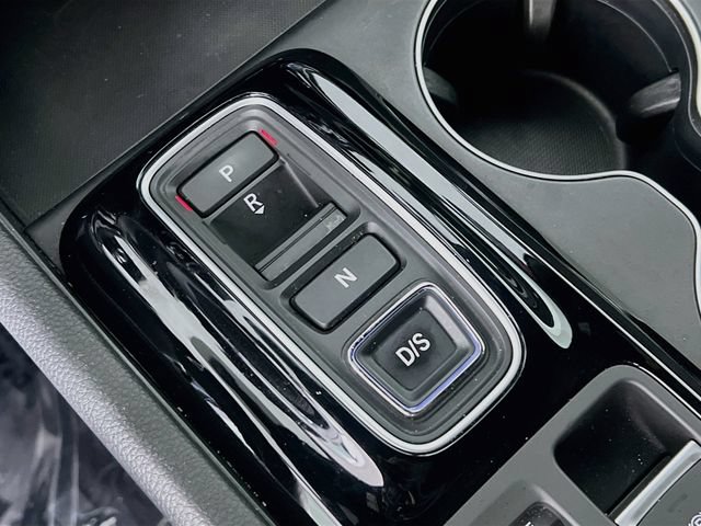 Used 2025 Honda Pilot Sport image 24