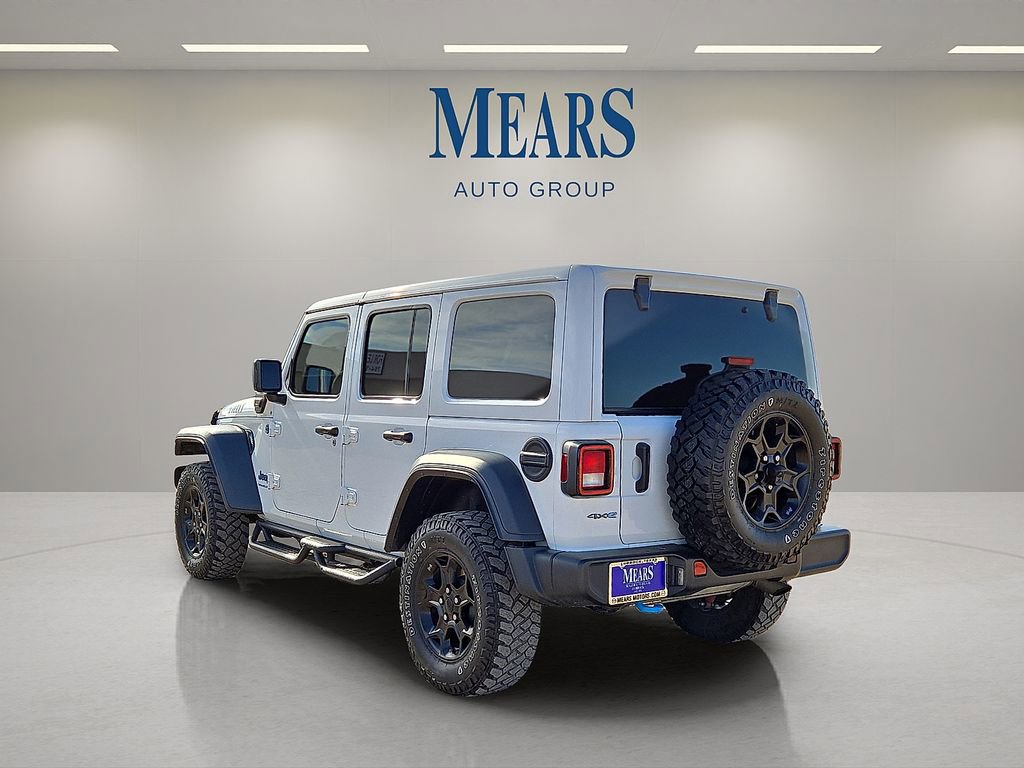 Used 2023 Jeep Wrangler Unlimited w/ 8.4" Radio Group image 3