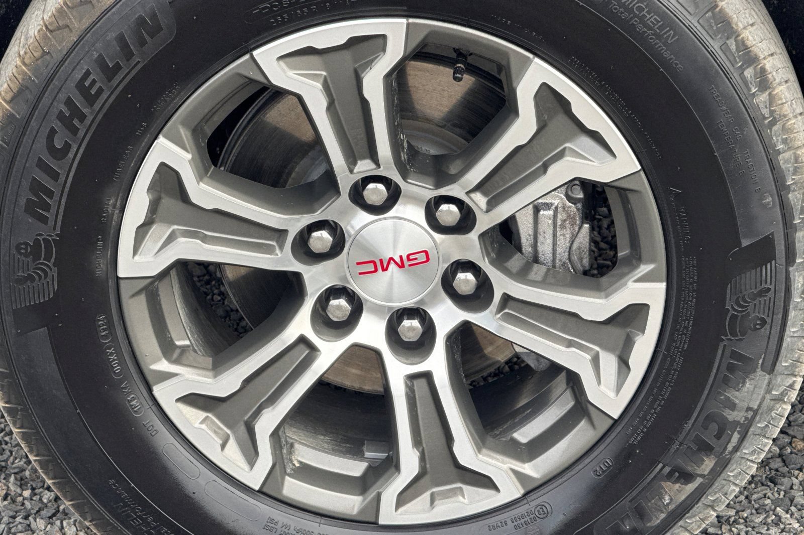 Used 2025 GMC Sierra 1500 SLT AWD/4WD image 42