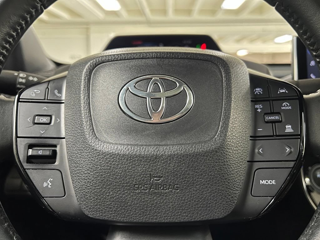 Used 2023 Toyota bZ4X FWD image 34