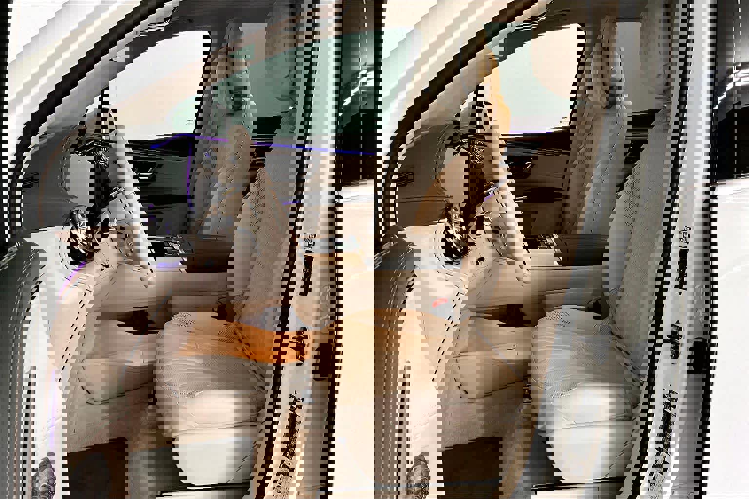 Used 2023 Mercedes-Benz EQS 580 4MATIC SUV image 8