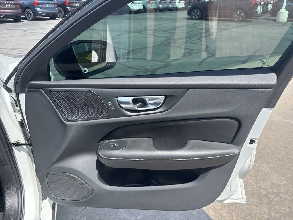 Certified 2024 Volvo S60 B5 Plus w/ Climate Package AWD/4WD image 39