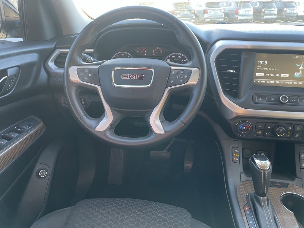 Used 2017 GMC Acadia SLE image 22