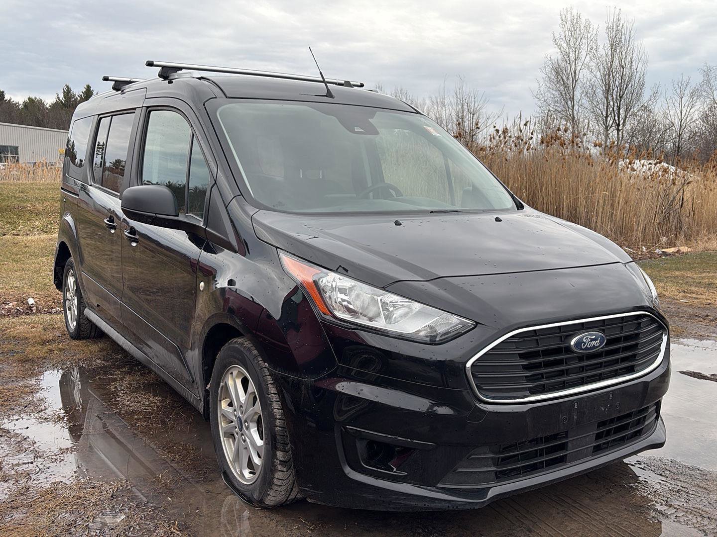 Used 2021 Ford Transit Connect XLT image 2