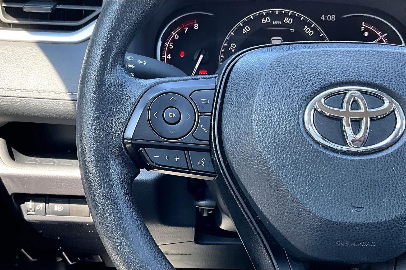 Certified 2025 Toyota RAV4 XLE FWD image 24