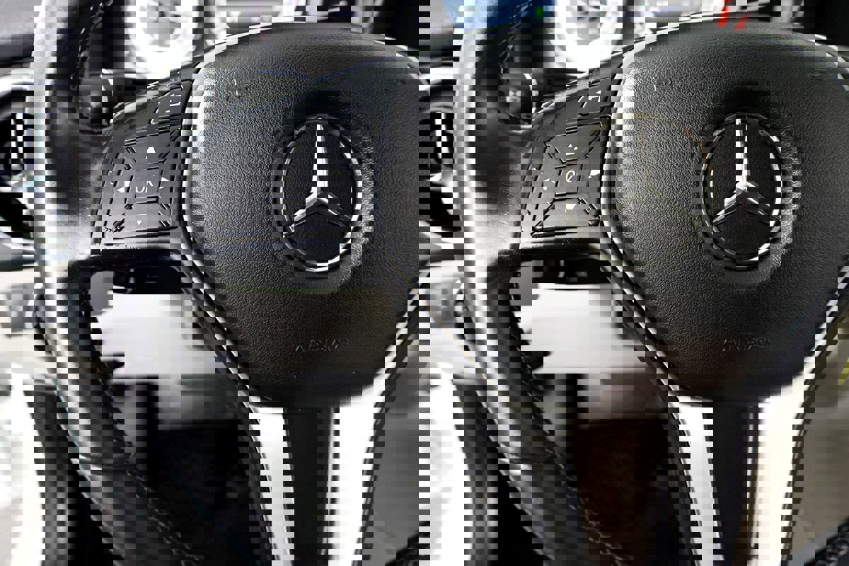 Used 2014 Mercedes-Benz GLK 250 BlueTEC 4MATIC image 25