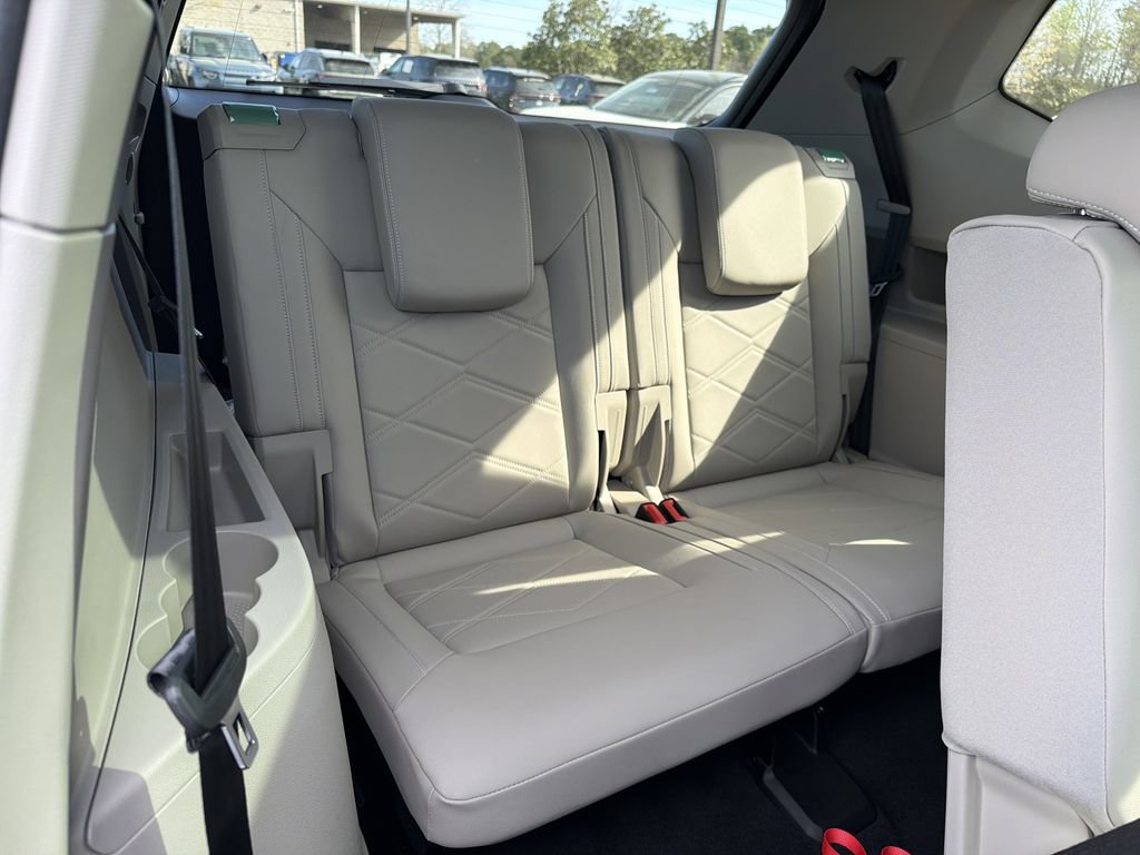New 2026 Volkswagen Atlas SE FWD image 17
