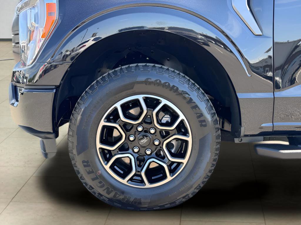 Used 2022 Ford F150 XLT w/ Equipment Group 302A High AWD/4WD image 41