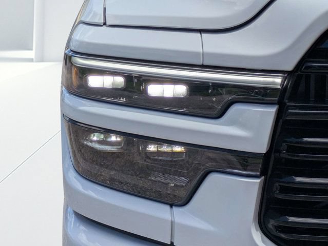 New 2026 RAM 3500 Laramie AWD/4WD image 9