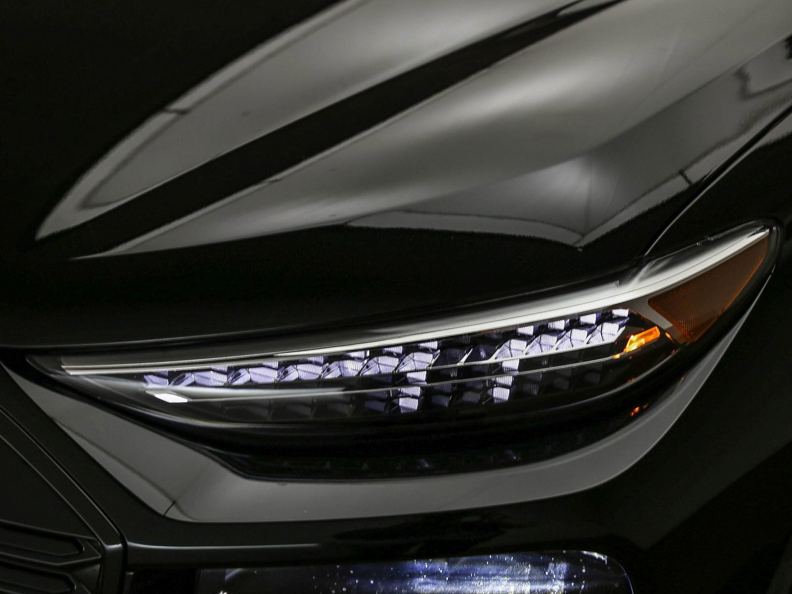 New 2027 Audi SQ6 e-tron Prestige AWD/4WD image 8
