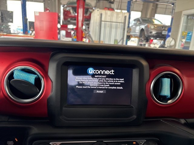 Used 2021 Jeep Wrangler Unlimited Rubicon image 24