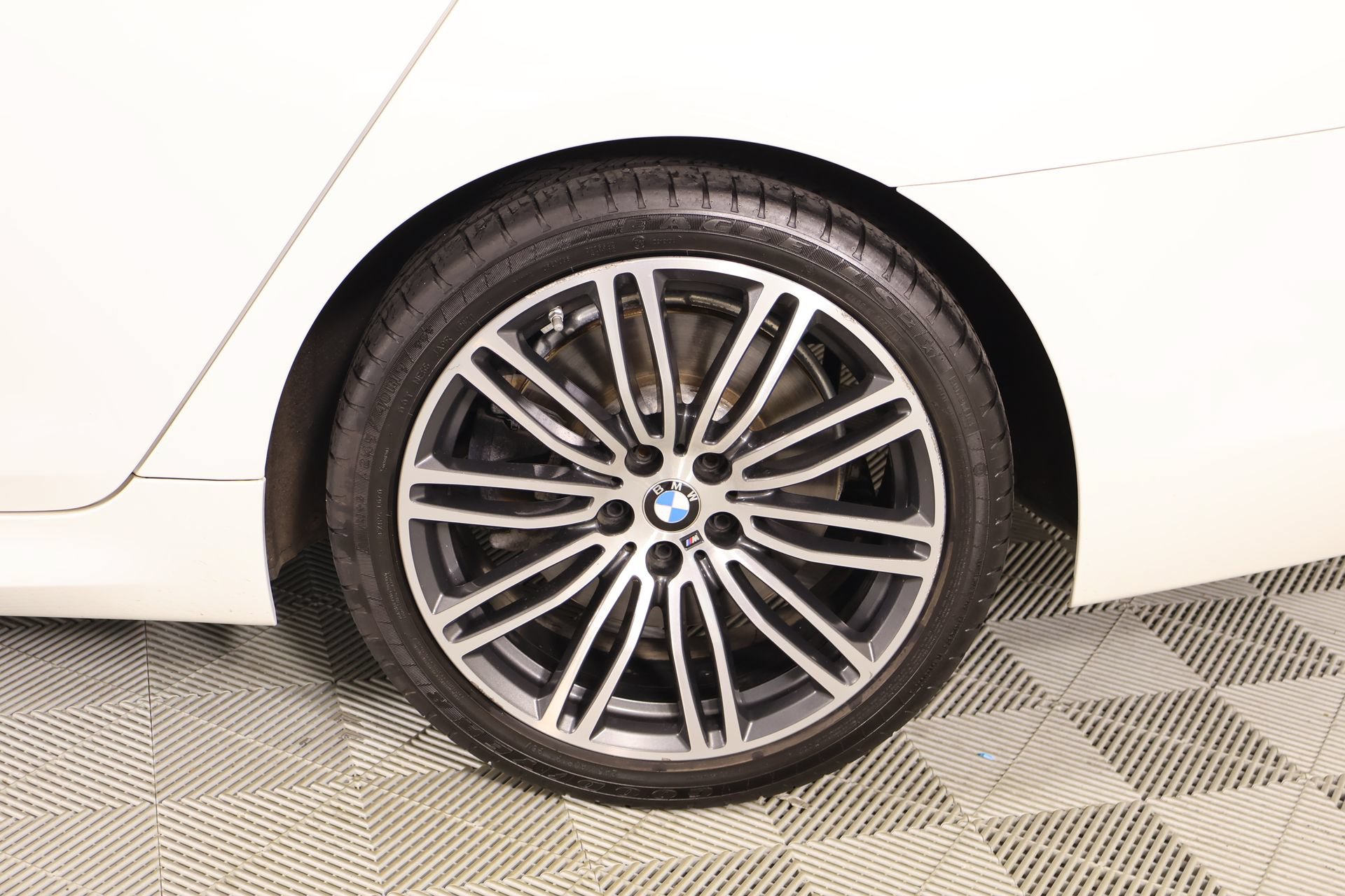 Used 2018 BMW 540i xDrive AWD/4WD image 20