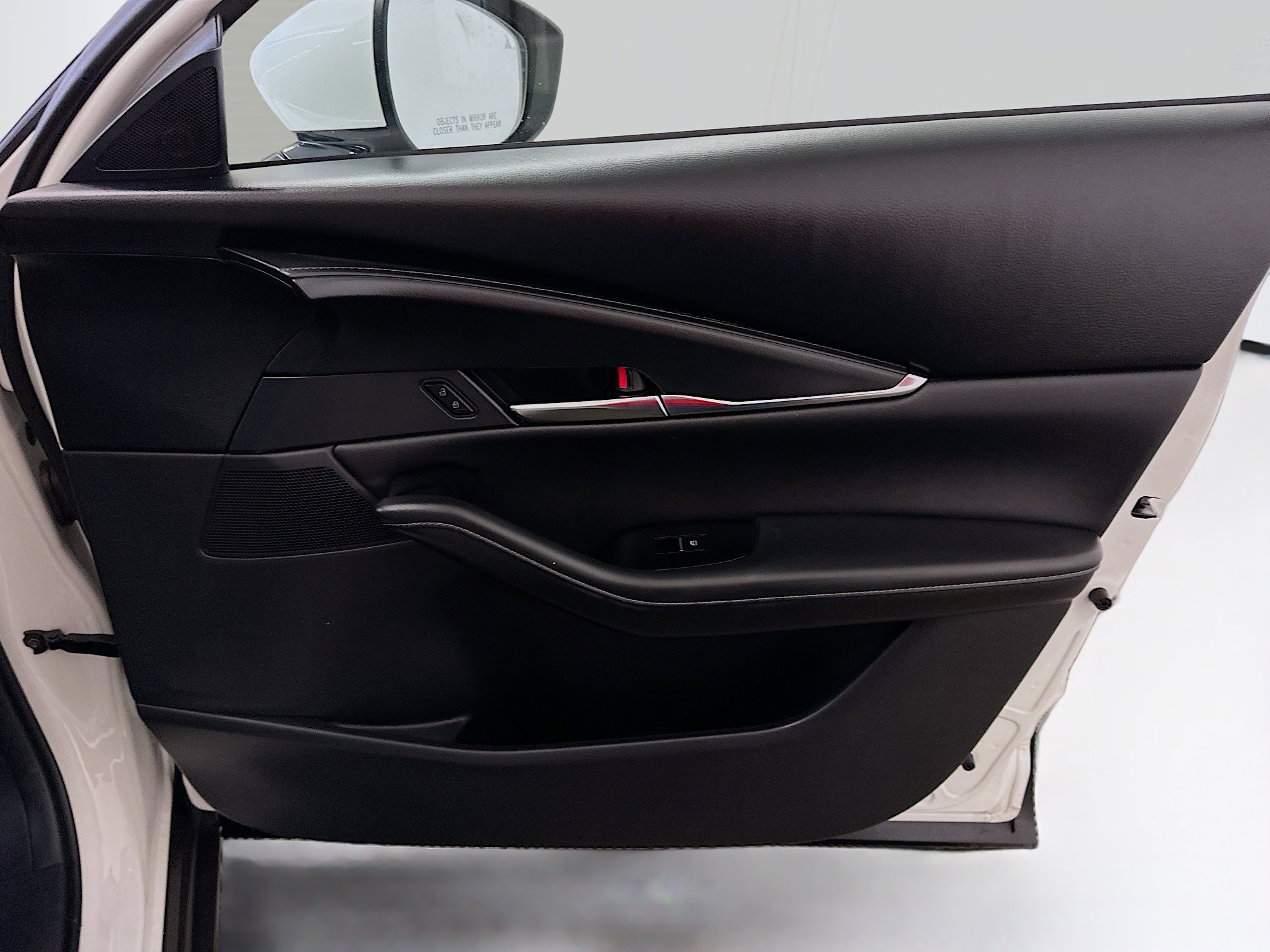 Used 2025 MAZDA CX-30 AWD 2.5 S w/ Preferred Package image 34