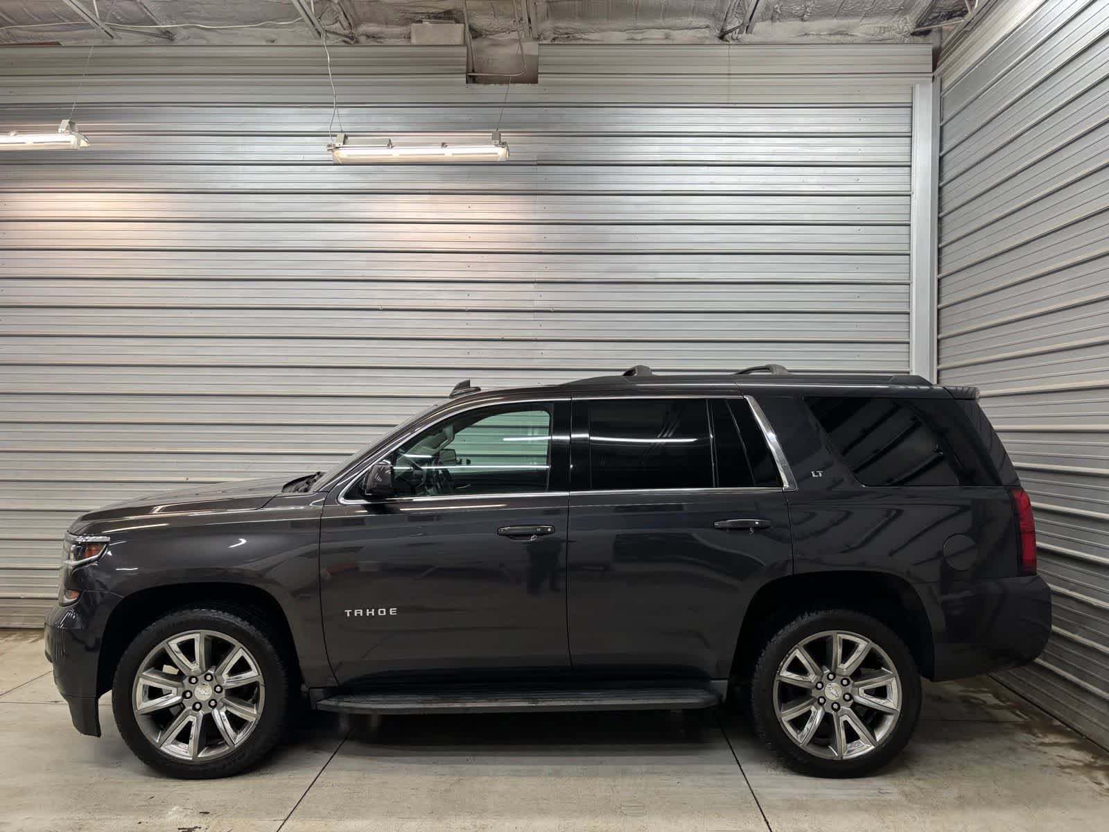 Used 2018 Chevrolet Tahoe LT w/ Luxury Package AWD/4WD image 10