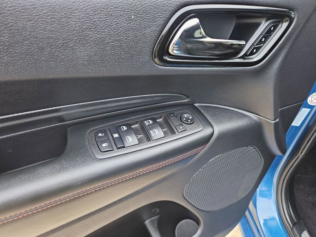 Used 2025 Dodge Durango GT AWD/4WD image 15