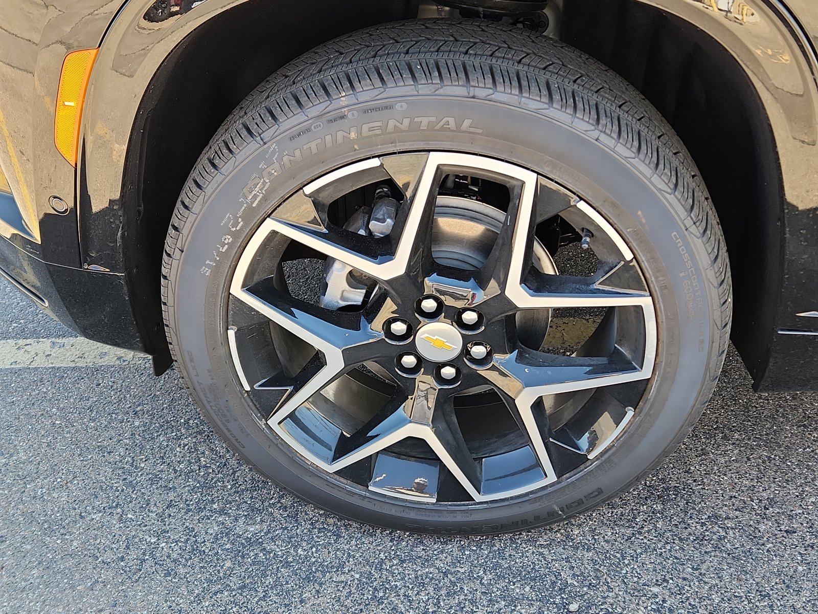 New 2026 Chevrolet Traverse High Country w/ LPO, Floor Liner Package image 7