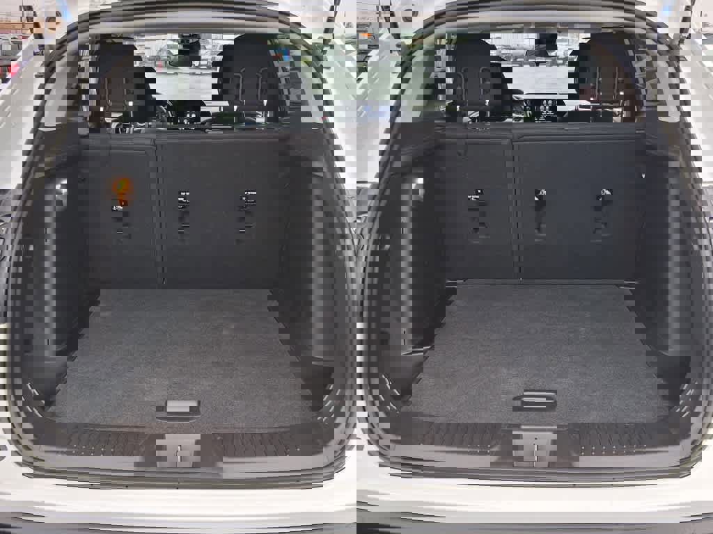 Certified 2025 Chevrolet Trax LS image 11