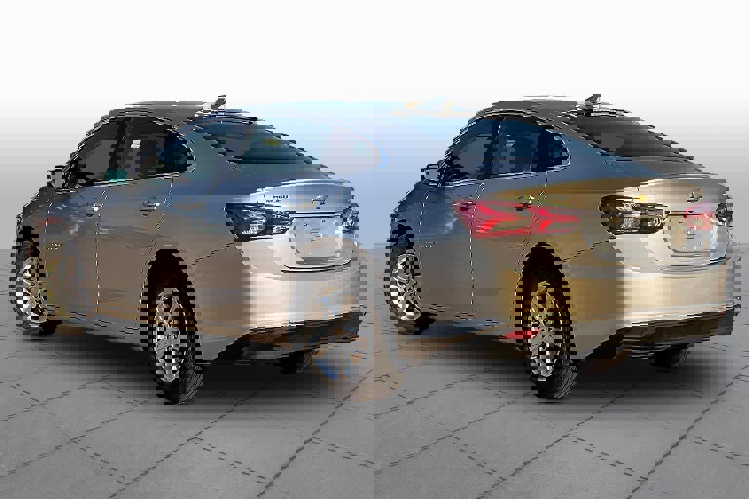 Used 2022 Chevrolet Malibu LT image 12