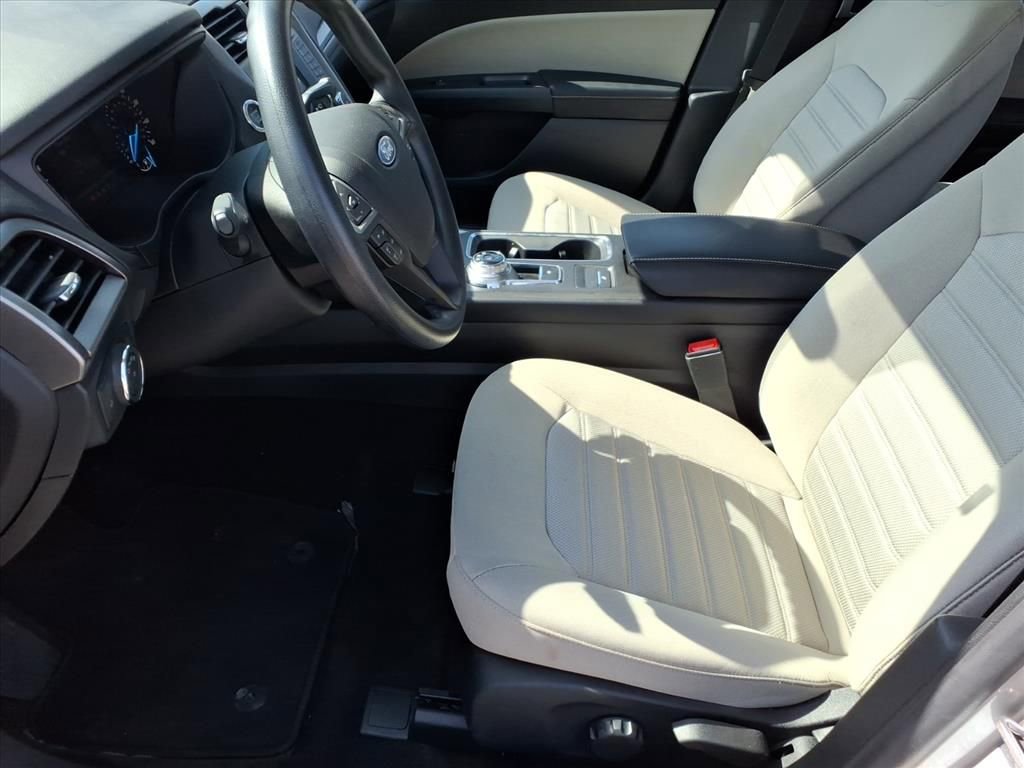 Used 2020 Ford Fusion S FWD image 12