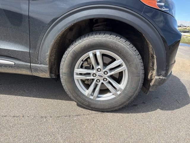 Used 2020 Ford Explorer XLT image 9