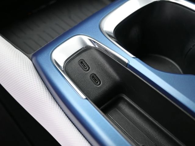 New 2026 Chevrolet Equinox EV LT image 32