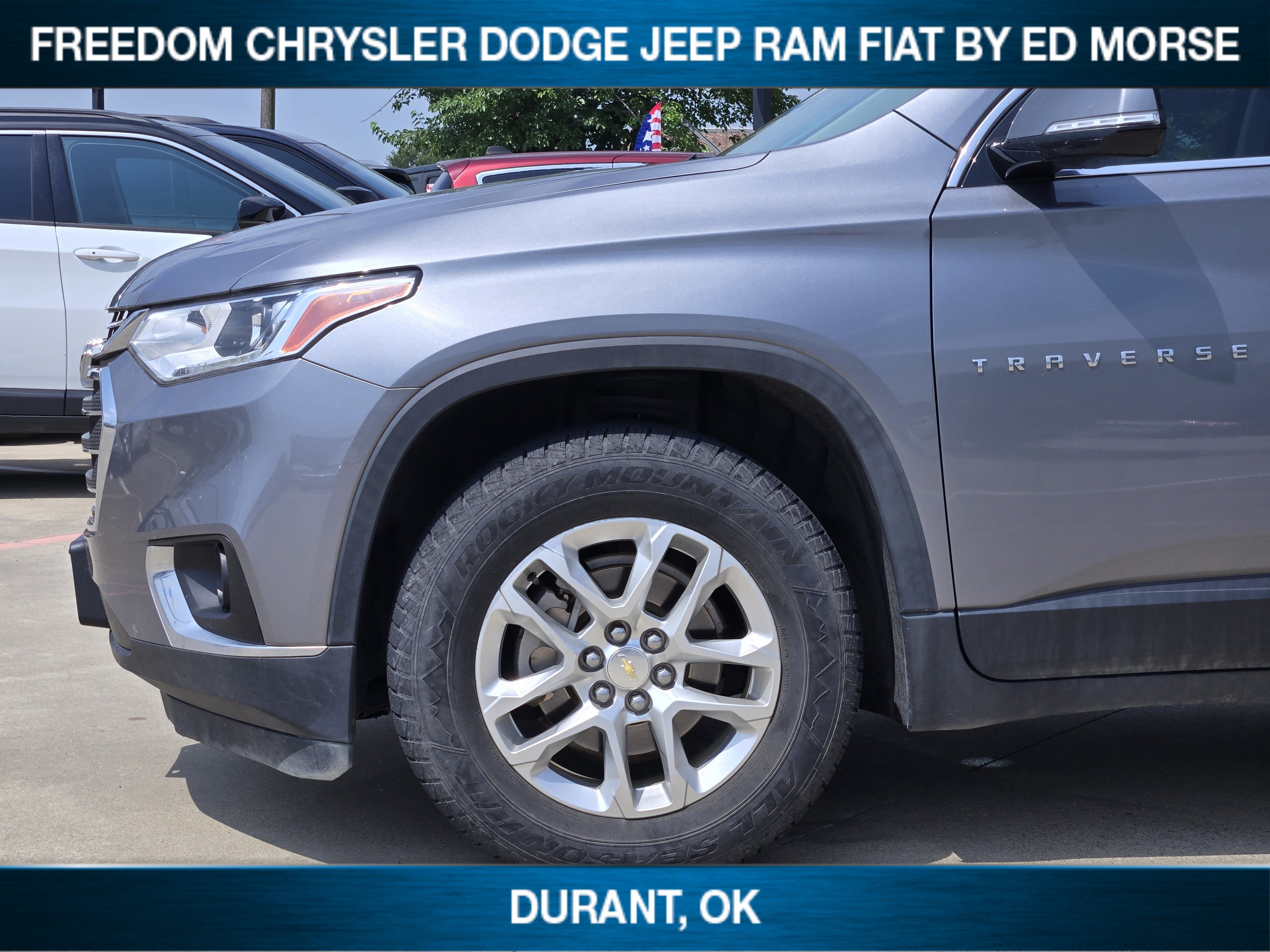 Used 2019 Chevrolet Traverse LT w/ LPO, Floor Liner Package FWD image 6